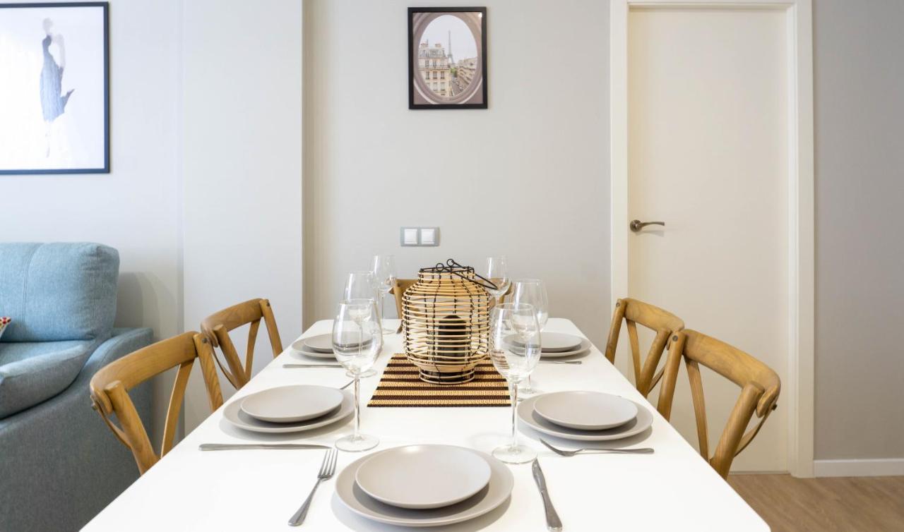 Luxury Apartment Dos Aceras Malaga Exterior photo