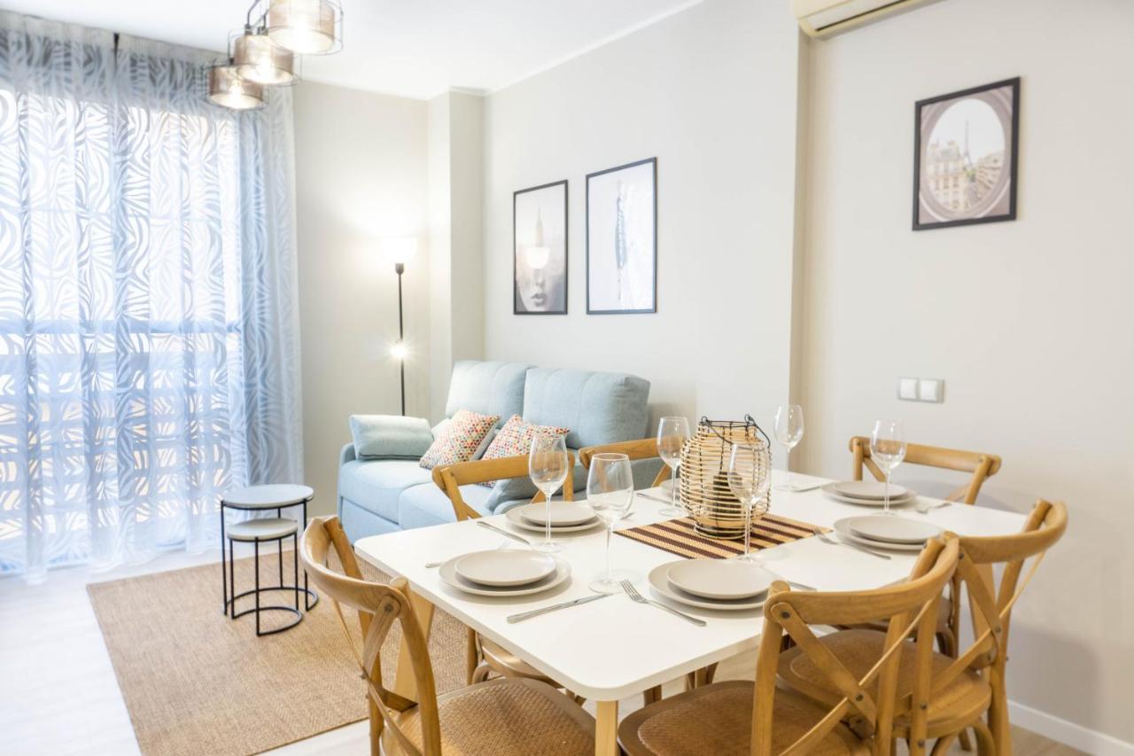 Luxury Apartment Dos Aceras Malaga Exterior photo